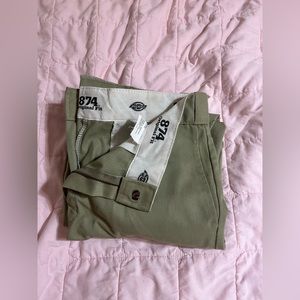 Distressed Dickies tan cargo pants 32x30